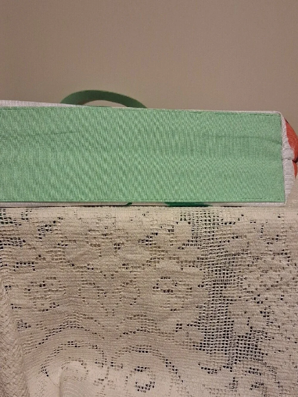 💓🪞Clinique X Drawbertson White Green and Pink Canvas Tote with Matching Pouch